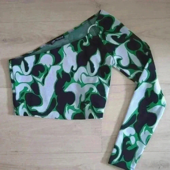 ZARA | Black/Green/Grey One Shoulder O-Ring Knit Top Size Medium - Picture 2 of 5